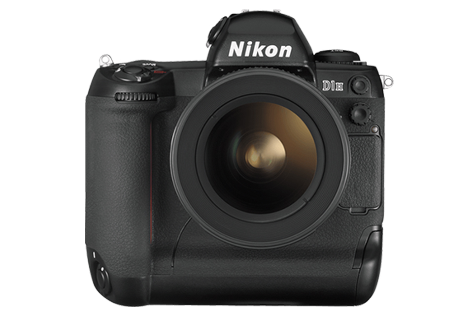Máy ảnh Nikon D1H - 2001