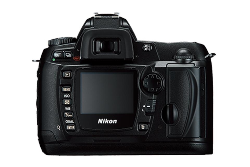 Máy ảnh Nikon D70s sản xuất 2005