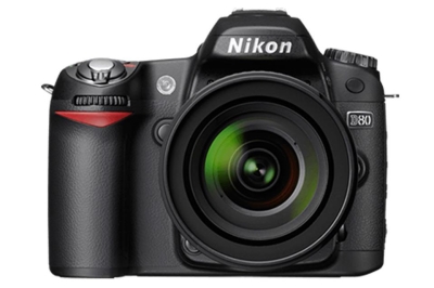 Máy ảnh Nikon D40 sản xuất 2006