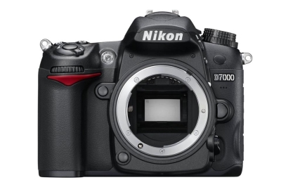  Nikon D7000 sản xuất 09/2010