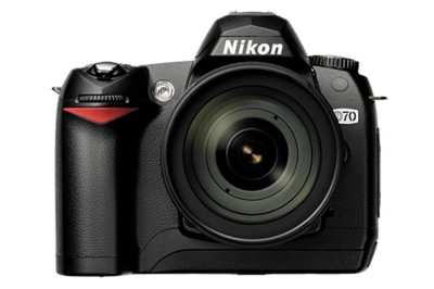 Máy ảnh Nikon d70 sản xuất 2004