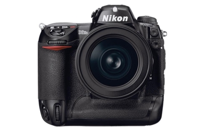 Máy ảnh Nikon D2Hs sản xuất 2005
